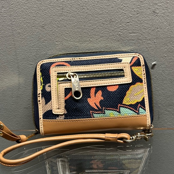 Spartina 449 Handbags - Spartina 449 Floral Wallet